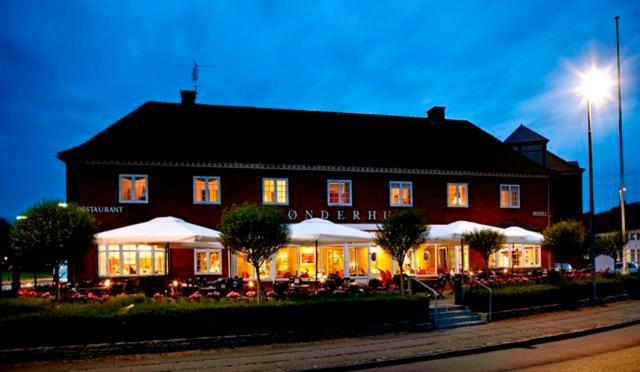 Hotel Tonderhus Buitenkant foto